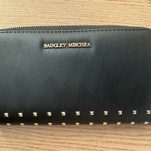 Badgley Mischka Black Wallet with Gold Accents NWT - Picture 9 of 10